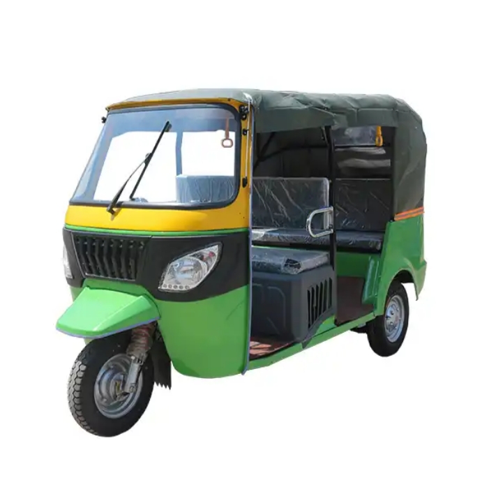 Gas powered rickshaw indian bajaj tricycle
