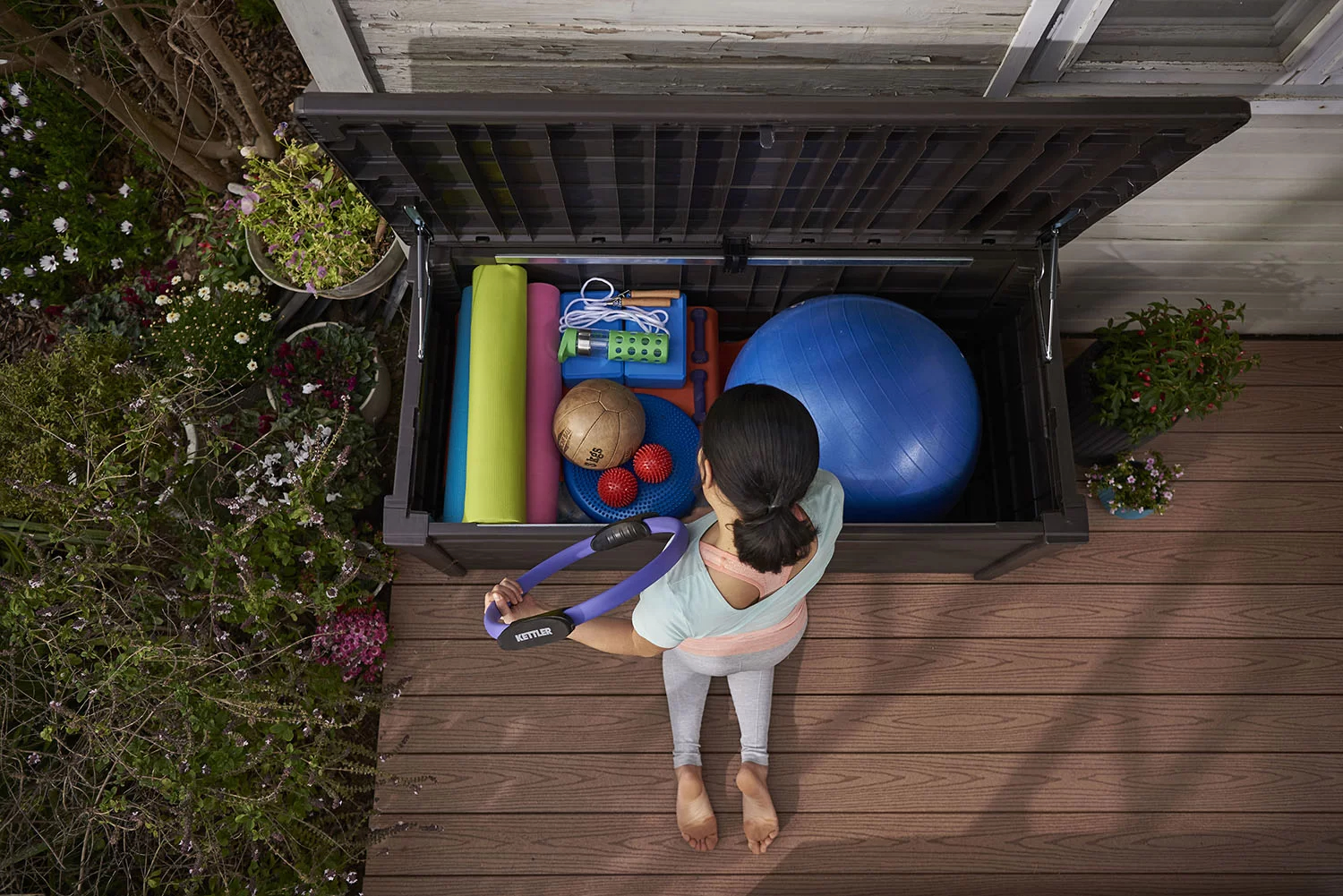 【Storage Shed】Keter Brightwood 120 Gallon Large Elegant Resin Water Resistant Lockable Deck Box