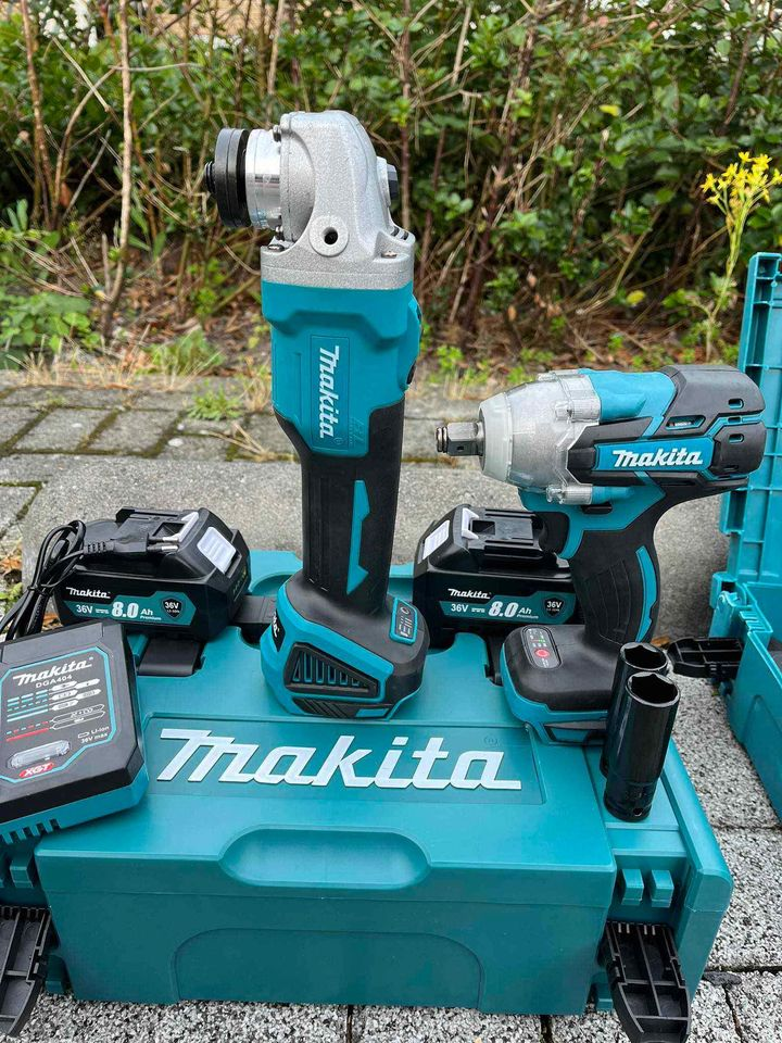 Makita XT288T 18V LXT® Lithium-Ion Brushless Cordless 2-Pc. Combo Kit (5.0Ah).